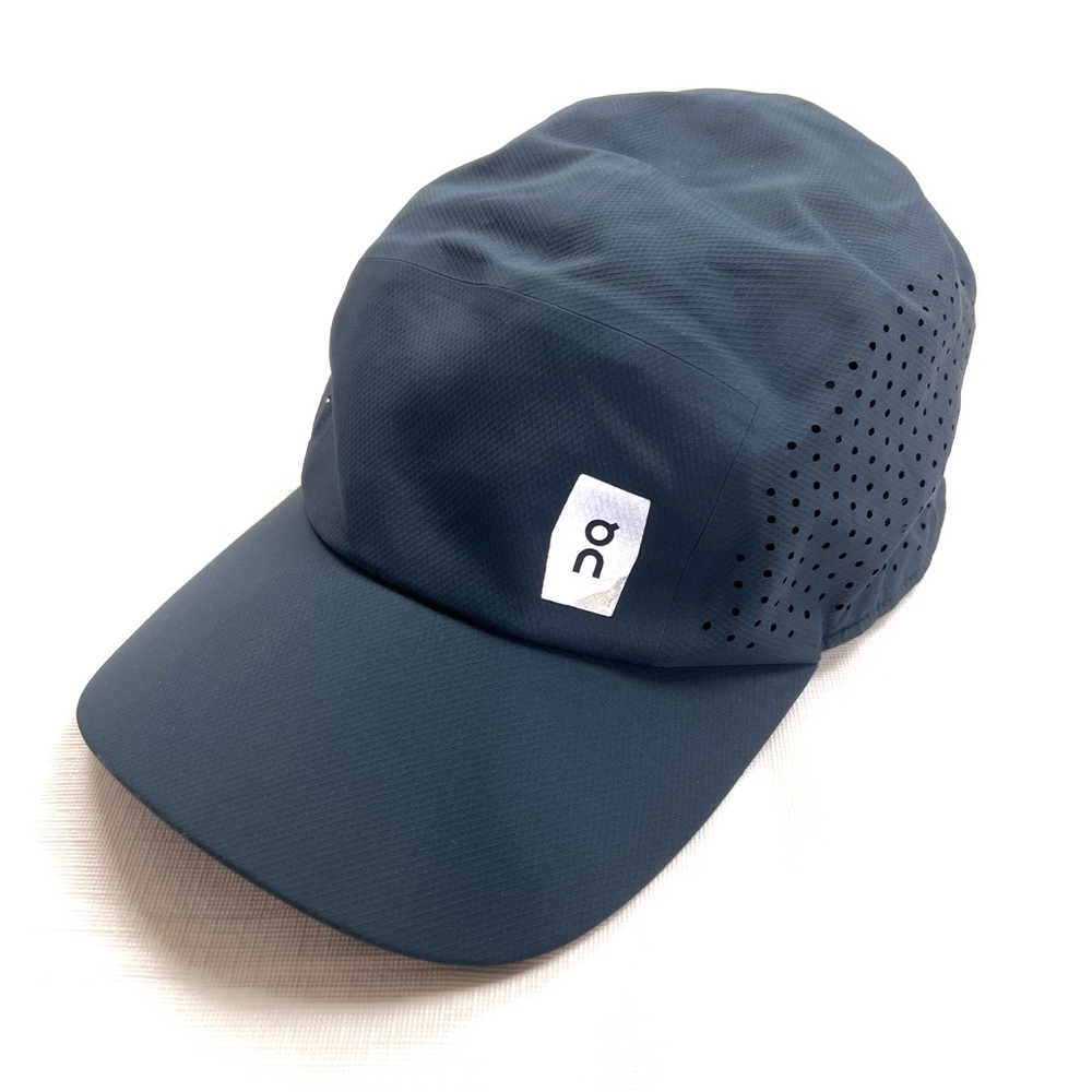 On Cloud Hat Cap Strap Back Mens O/S Blue 5 Panel Lightweight Running Quick Dry
